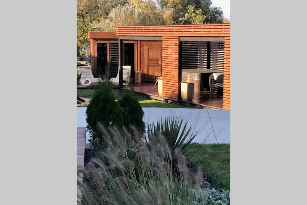 Orchardhouse Farmhouse, Wellness Chrast  Εξωτερικό φωτογραφία